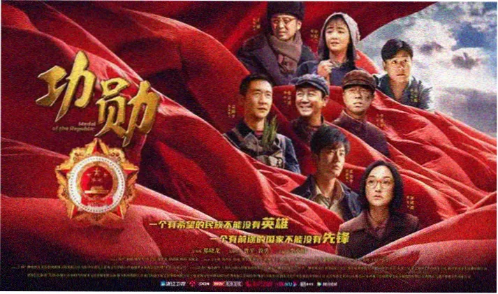 智能影院声学处理示意：侧墙吸音与后墙扩散的位置标注